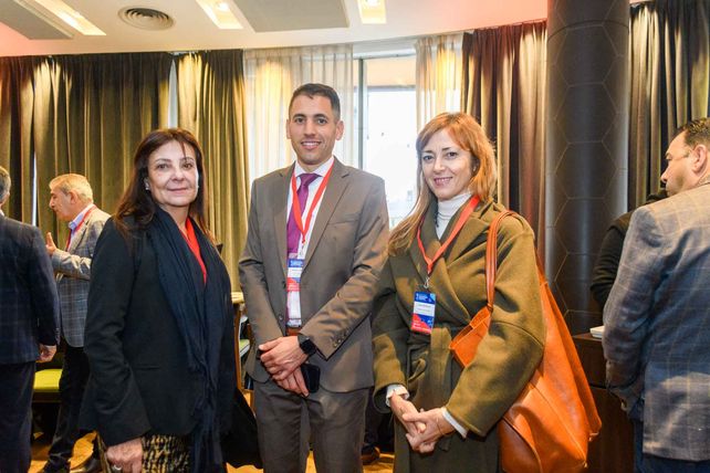 Patricia Cosgrove, Fabricio Neirotti y Laura Bartolacci.  