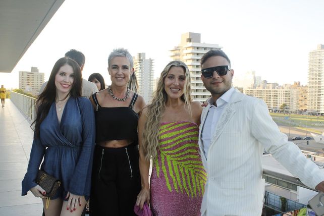 Drielly Pitton, Caro Mazza , Magali Narváez y Leo Saleh
