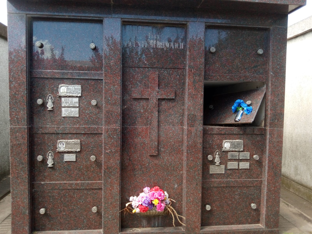 Sin pista alguna del féretro robado en enero pasado del cementerio comunal de Chovet