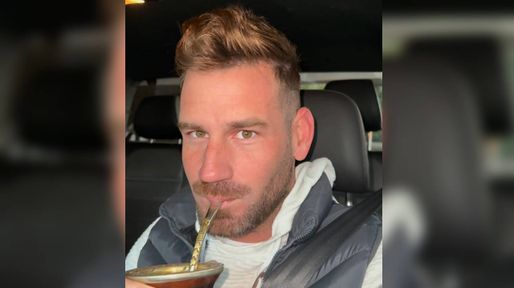 Un senador de Santa Fe se grabó manejando en la ruta mientras tomaba mate y usaba el celular