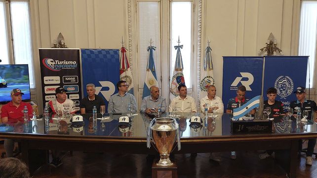 La presentación del Turismo Nacional en Rosario se realizó en el salón municipal Carrasco.