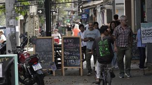 El informe también mostró un leve repunte mensual del comercio del 2,6% respecto de enero, impulsado por el inicio del ciclo lectivo.