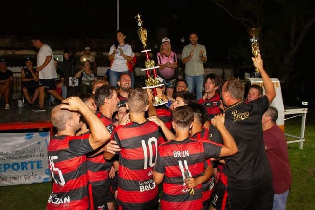 La Primera y Reserva de General Urquiza de Villa Fontana arrasó con todo
