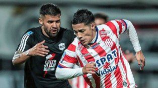 Deportivo Riestra y Unión protagonizaron un empate que no le sirve a ninguno