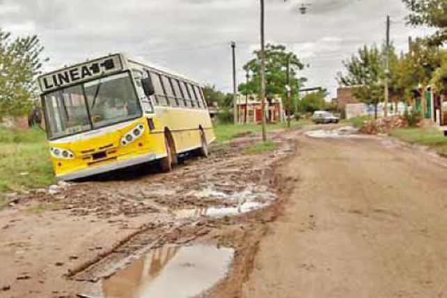 El reclamo por el estado de las calles se replica en los barrios