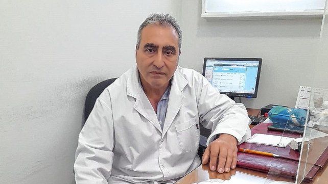 Entrevista con el doctor Lino Sapetti: El sedentarismo convierte a la columna en una tabla con joroba.