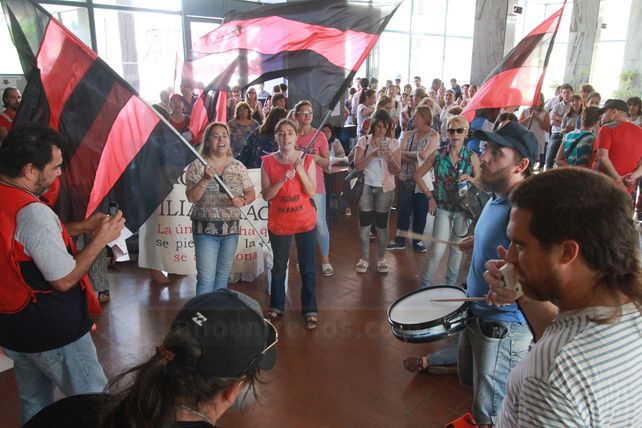 Agmer Paraná reclama enmendar errores en la liquidación de los salarios docentes