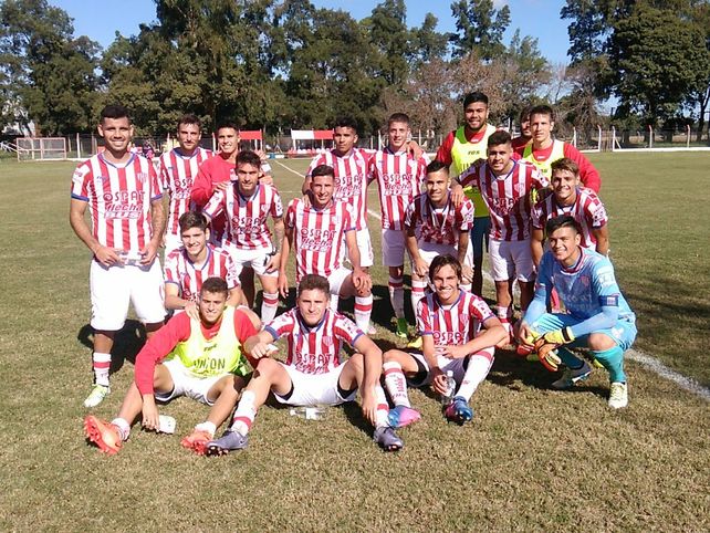 La Reserva le ganó al puntero