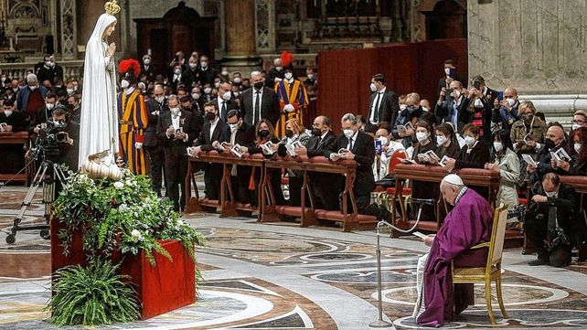Urribarri pidió en al Vaticano por la paz en Rusia y Ucrania