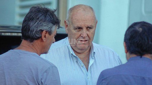 Luis Spahn, cara a cara con Chiqui Tapia antes de la gran definición