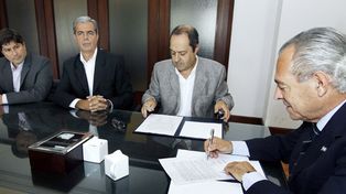 Se firmó un convenio entre el Municipio y la Cervecería para el cuidado del ambiente