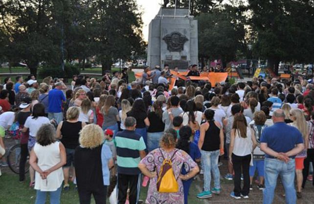 La ciudad de San Jorge en una movilización por reclamos frente a la problemática de suicidios.