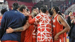 Unión tiene por delante su juego ante Oberá TC y cuenta con chances de zafar del playout en la Liga Nacional.