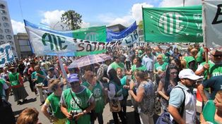 Organizaciones sociales y ATE marchan en rechazo a la reunión de la OMC