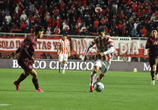 Unión ya se esta enfrentando a Lanús