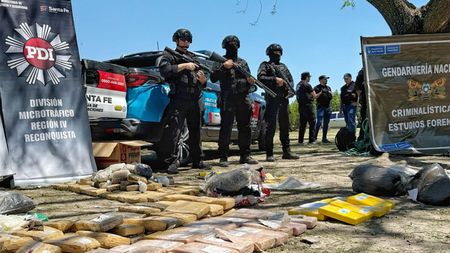 Quema de droga en el norte provincial: destruyeron en Avellaneda 300 kilogramos de marihuana y 16 kilogramos de cocaina