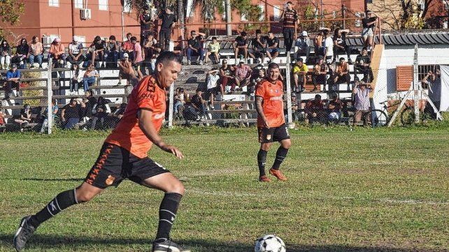 El puntero del Torneo Apertura Las Flores