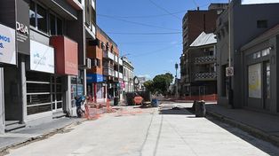 Habilitan media calzada al tránsito en un tramo de calle Gualeguaychú