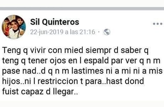 Los mensajes en la red social facebook.