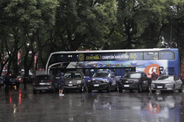 El micro canalla ya está en el Coloso.