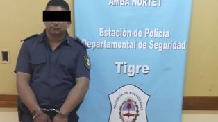 Detuvieron a un policía acusado de acosar a una mujer que había ido a denunciar violencia de género