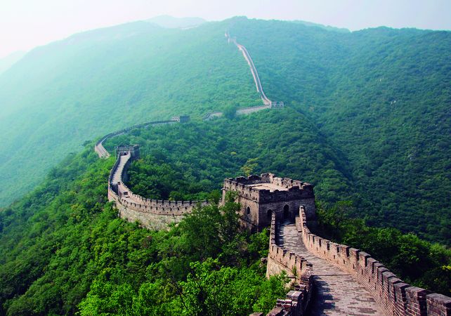La Gran Muralla China es una de las estructuras más imponentes jamás construidas por el hombre.