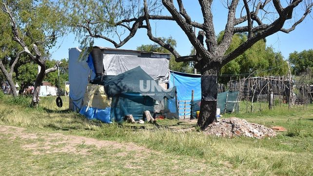 Inseguridad en Bº El Pozo. Un móvil de la Policía de Acción Táctica