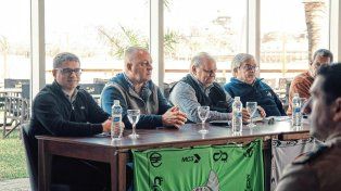 Se presentó el 17º Encuentro Nacional Motonáutico de embarcaciones clásicas y de carrera.