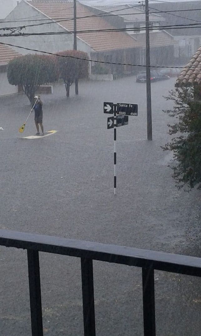Mar del Plata: cayeron 100 mm en pocas horas y hay más de 100 evacuados