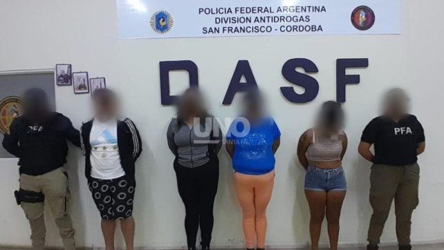 La Federal desbarató a una familia dedicada a la venta de drogas en el barrio Acapulco en la localidad de Josefina departamento Castellanos &nbsp;