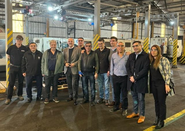 Carlos Tomada y otros dirigentes recorrieron la fábrica Fundición Santiago Martínez SA