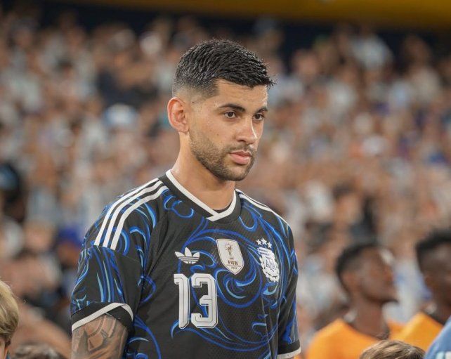 Cuti Romero llevará la cinta de capitán en el partido de la selección argentina frente a Bolivia.