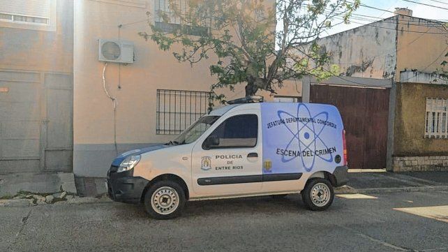 La fallecida fue descubierta por sus familiares quienes dieron aviso a la Policía.