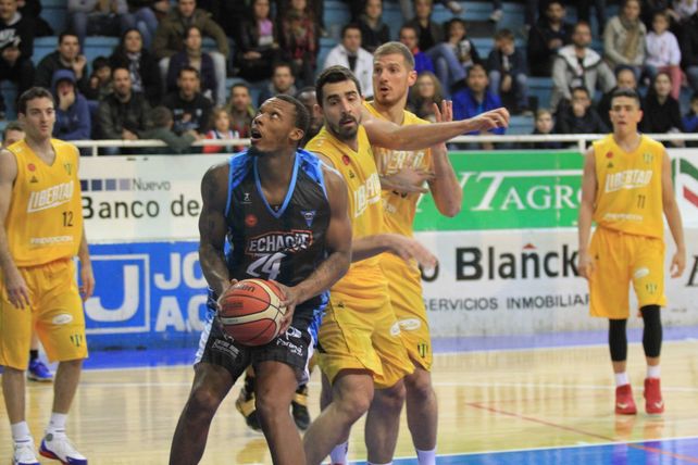 El Negro volvió con todo a la élite del básquet
