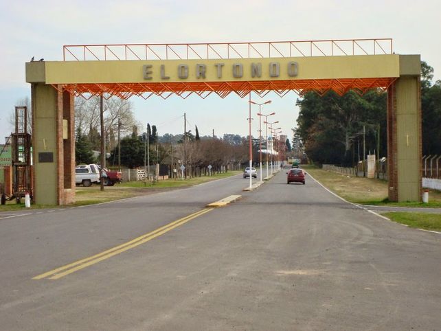 La comuna de Elortondo está ubicada en el Departamentoi General López.