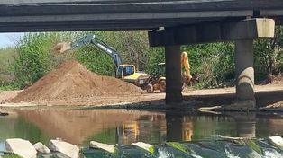 Este martes arrancaron las obras hídricas para preservar la cascada del Saladillo y el puente Molino Blanco.&nbsp;