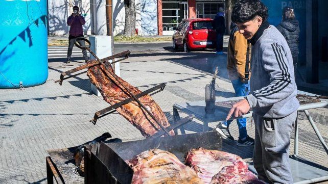 La nueva edición de Sabores de las Ferias del 9 de Julio tuvo comidas tradicionales y espectáculos en las ferias de Salta y Nogoyá y el Mercado Sud.