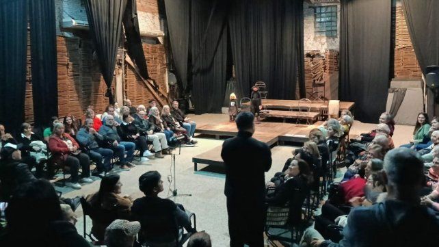 Mario Martínez vuelve a presentar Una de Pirandello en La Hendija