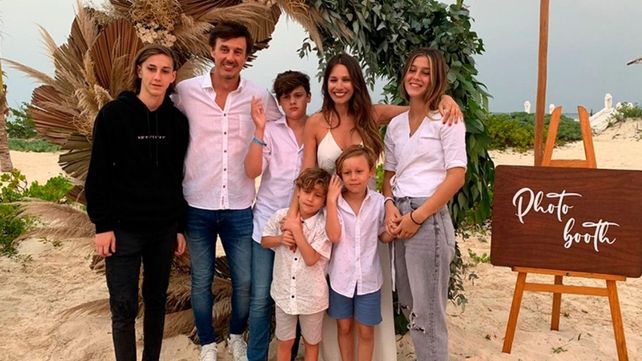 Pampita mostrará el día a día de su embarazo en un reality