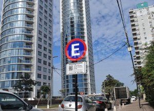 Polémica por el Seom en el Puerto: el municipio precisó cuánto cuesta estacionar y el ahorro que tienen los frentistas