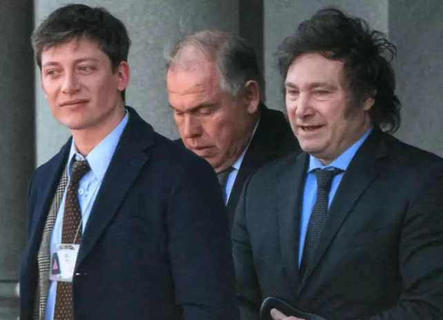 El asesor presidencial Santiago Caputo, integrante del 