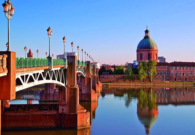 Entre castillos y viñedos: un recorrido por las zonas menos exploradas de Francia