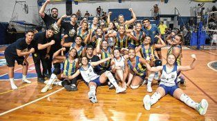 San José derrotó a Villa Dora y festejó ante su gente.