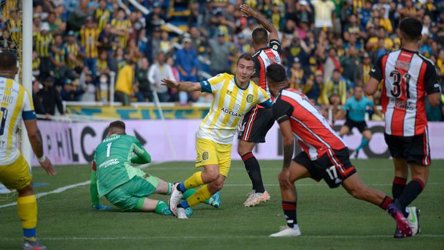 Marco le anotó de taco a River. Ese día también convirtió el segundo.