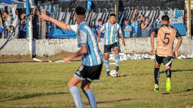 Peñarol se clasificó en las series anteriores que definió en su casa.