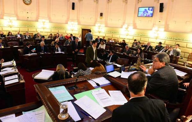 La Cámara de Diputados convirtió en ley el presupuesto 2015 de la provincia