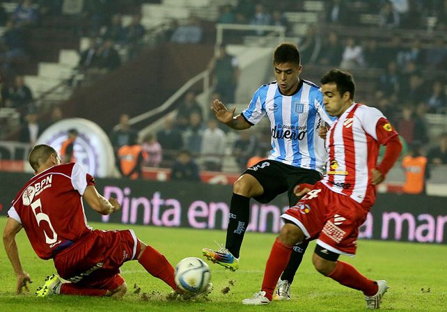 Racing avanza en la Copa Argentina