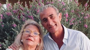 Carrió posteó una foto con Eduardo Maradona, a quien calificó como un empresario comprometido con la causa pyme.