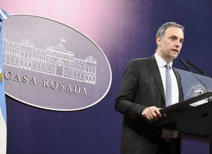 Victoria Villarruel no forma parte del proyecto, disparó Manuel Adorni