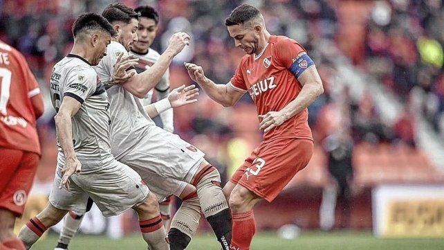 Independiente no levanta cabeza y cayó ante Colón.